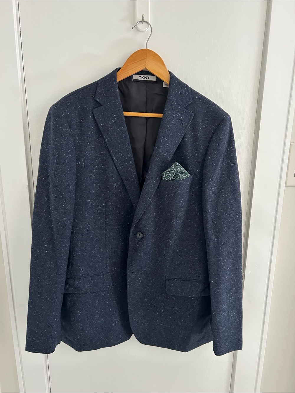 DKNY Men’s 2-Piece Suit - Navy Blue Speckled - Picture 2 of 10